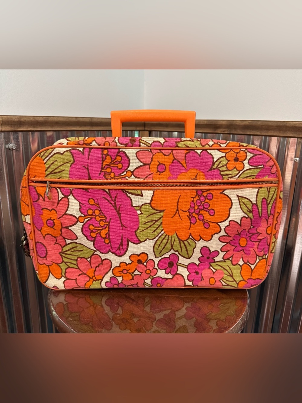 Vintage Mod Retro 60’s/70’s Era Bright Floral Travel Bag Suitcase + Lock & Key